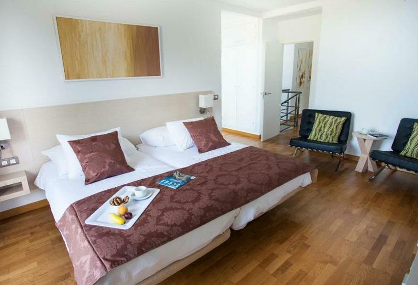 ویلای یک اتاق خوابه با استخر شنا, Coral Villas La Quinta