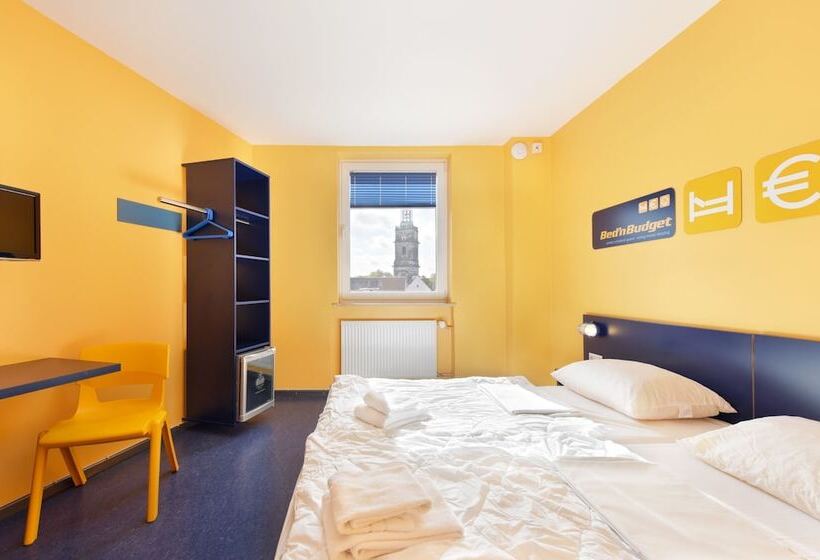 اتاق استاندارد یک تخته با سرویس بهداشتی مشترک, Bed Nbudget City   Hostel