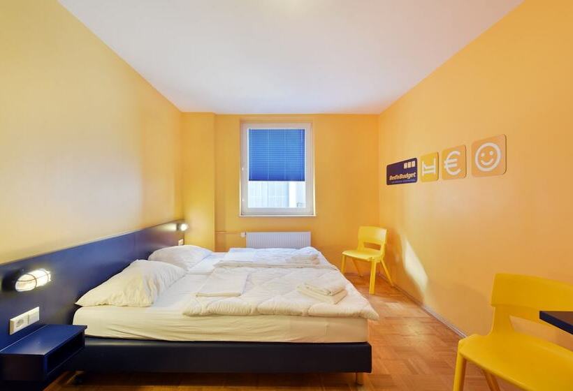 تختخواب در اتاق مشترک, Bed Nbudget City   Hostel