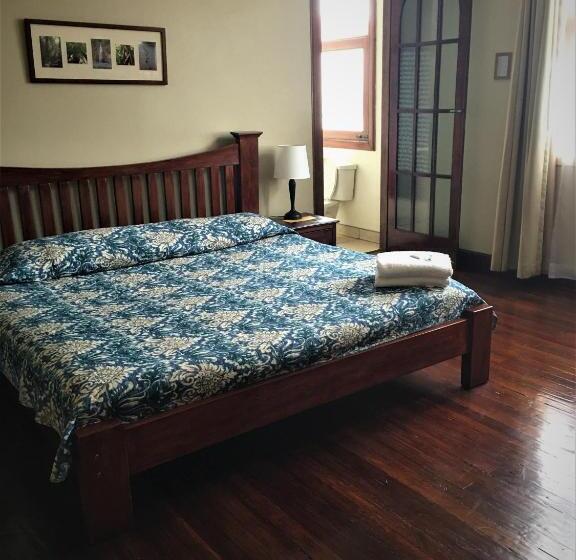 Quarto Estandar Cama King, Costa Rica Guesthouse