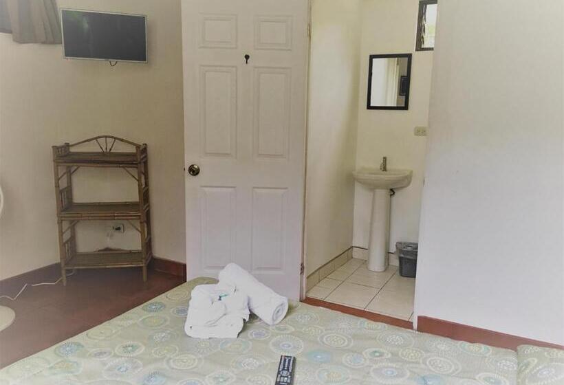 اتاق استاندارد با تخت بزرگ, Costa Rica Guesthouse
