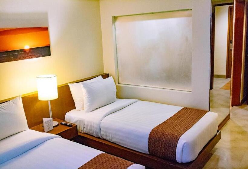 اتاق لوکس, Crown Regency Beach Resort