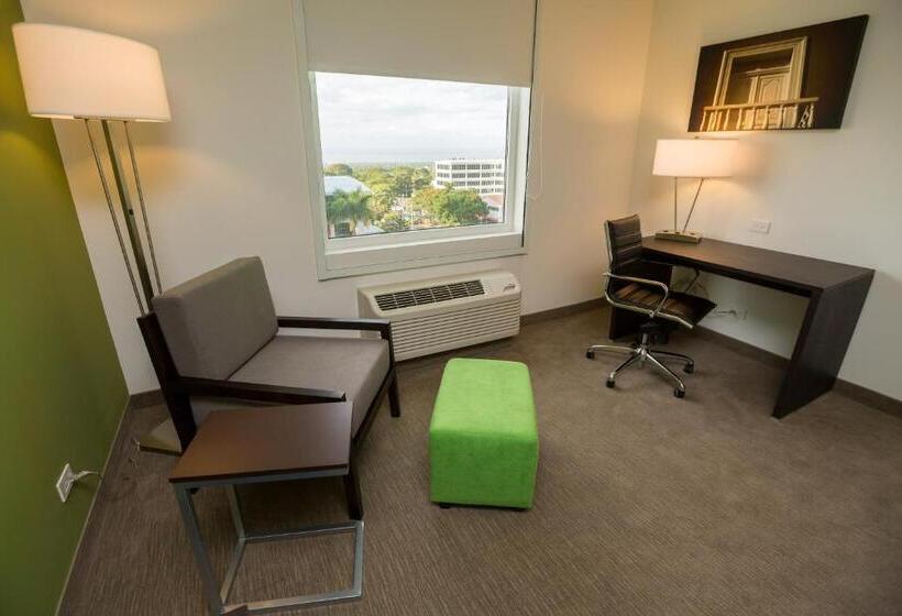 Quarto Estandar, Holiday Inn Express Managua