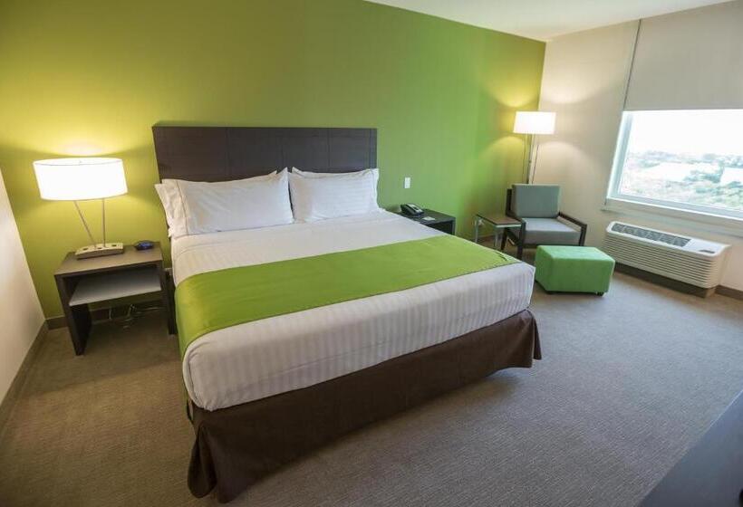 Quarto Estandar Cama King, Holiday Inn Express Managua