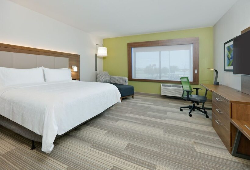 Suite, La Quinta Inn & Suites By Wyndham Northlake Ft. Worth