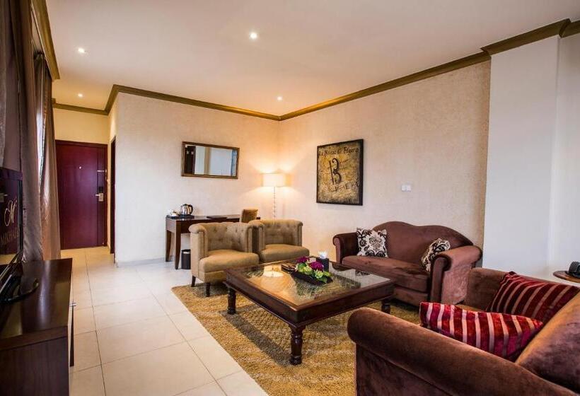 Presidential Suite, Mikhael S