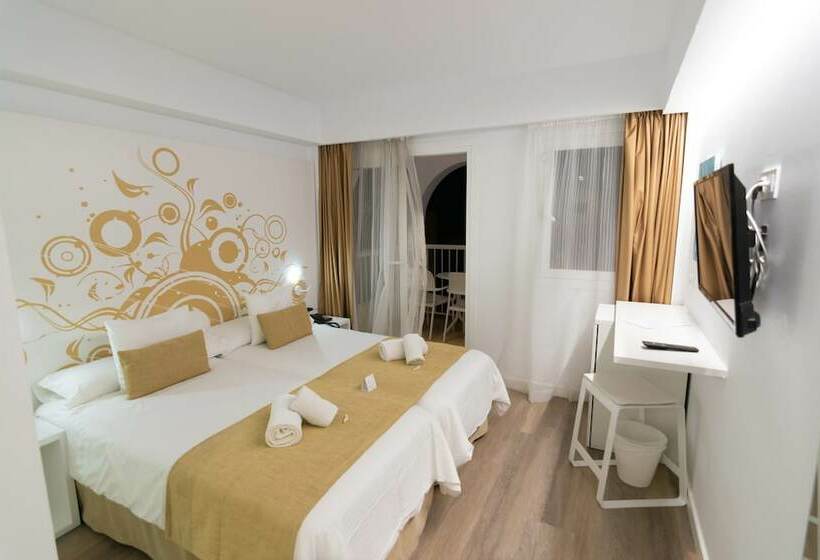 اتاق استاندارد با بالکن, R2 Bahia Cala Ratjada  Adults Only