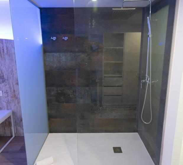 سوییت جونیور, R2 Bahia Cala Ratjada  Adults Only