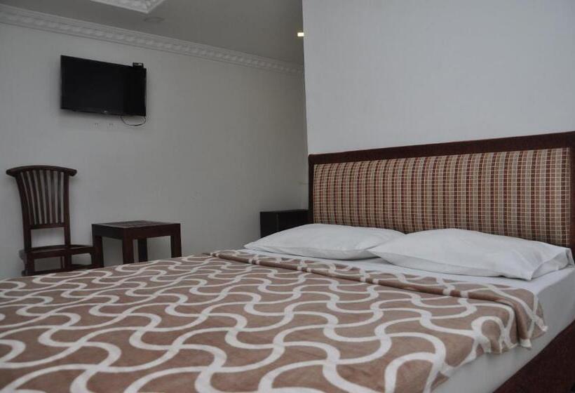 اتاق استاندارد, Saasha City