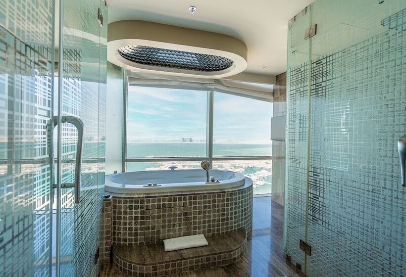 سوئیت رویال, The Art Hotel & Resort