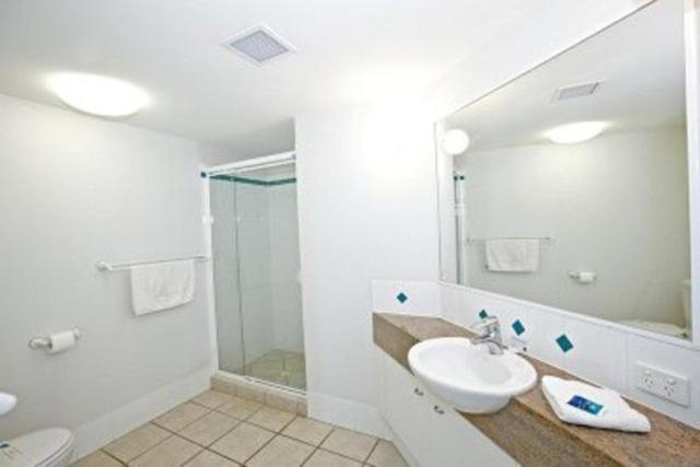 2 Bedroom Apartment with Views, King'S Row Holiday Apartments