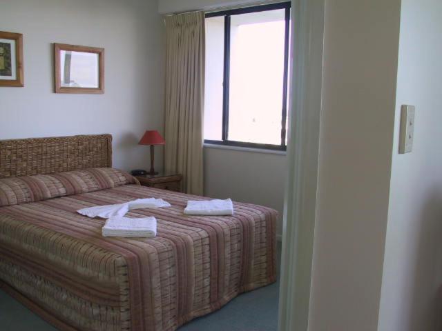 2 Bedroom Apartment with Views, King'S Row Holiday Apartments