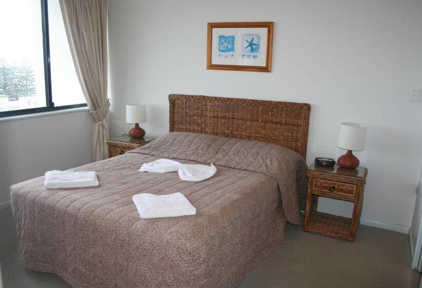 2 Bedroom Deluxe Apartment Sea View, King'S Row Holiday Apartments