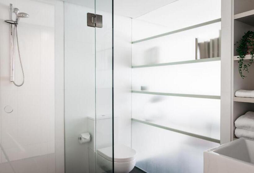 1 Bedroom Apartment Lake View, Nishi Apartments Eco Living By Ovolo