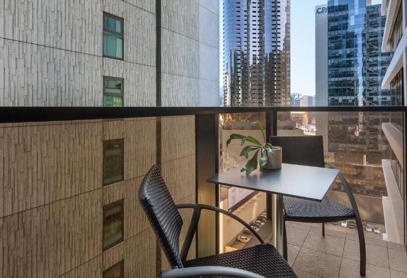 1 Bedroom Deluxe Apartment, Wrap On Southbank