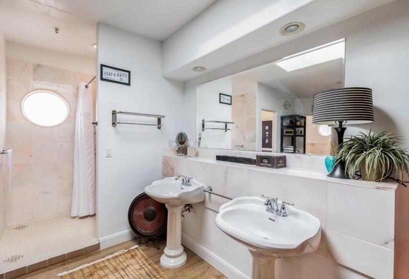 آپارتمان 1 خوابه, Sunny Cozy Condo