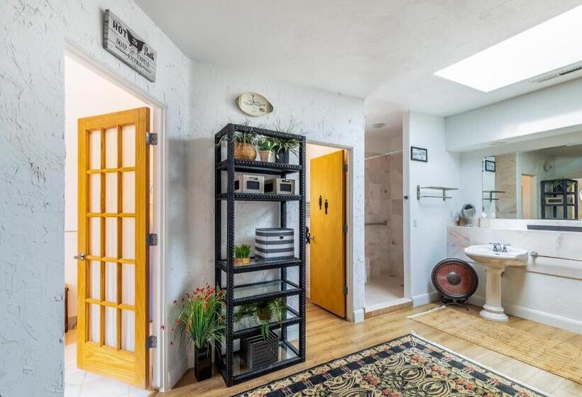 آپارتمان 1 خوابه, Sunny Cozy Condo
