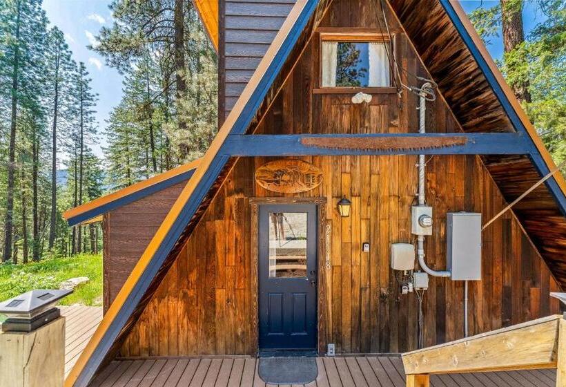 استودیوی استاندارد, Copper Top Chalet