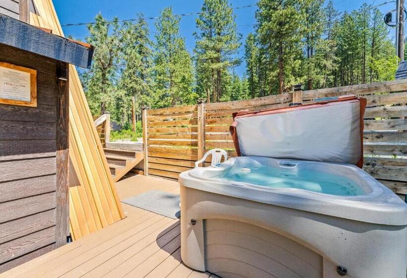 استودیوی استاندارد, Copper Top Chalet