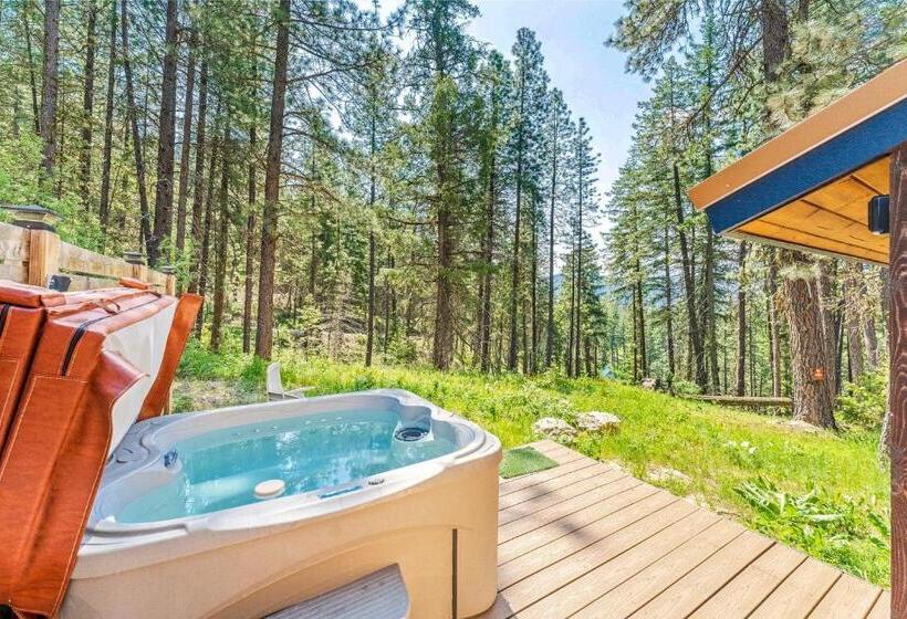 استودیوی استاندارد, Copper Top Chalet