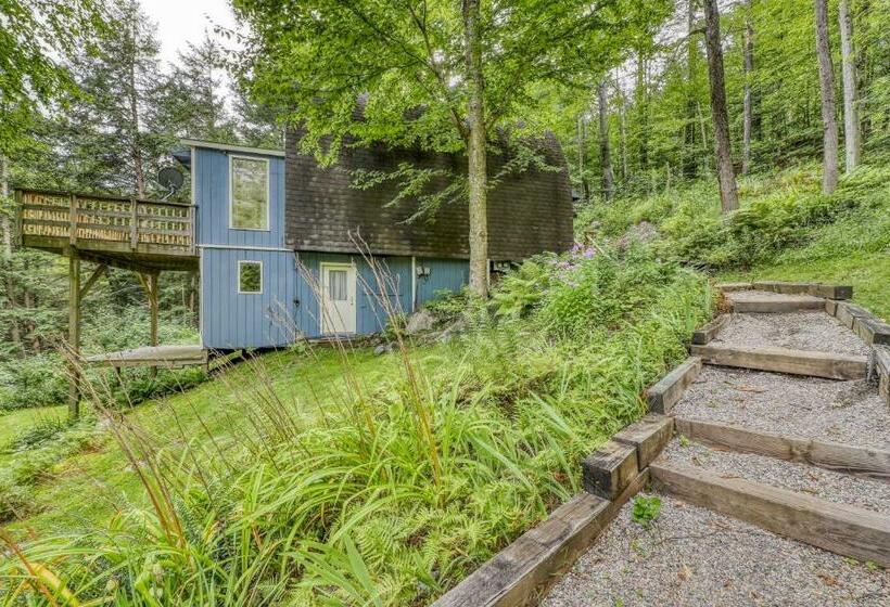 آپارتمان 3 خوابه, Grand Hollow Townhome