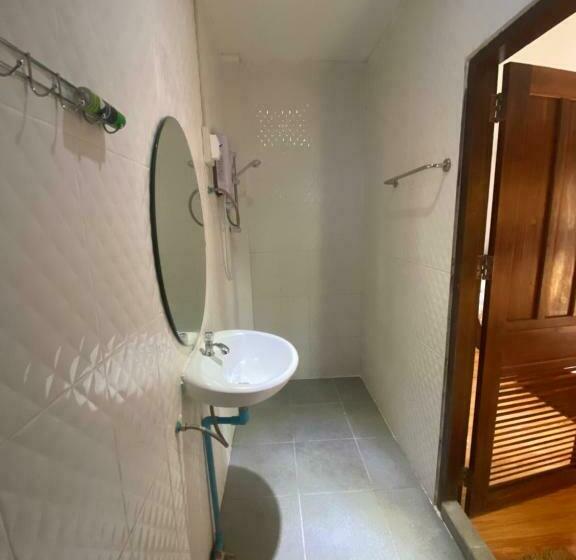 اتاق خانوادگی, Alisona Guesthouse