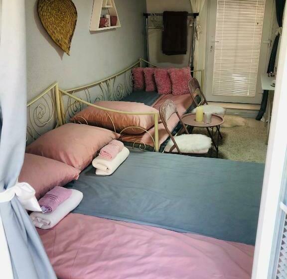 اتاق استاندارد, Apartman Indira
