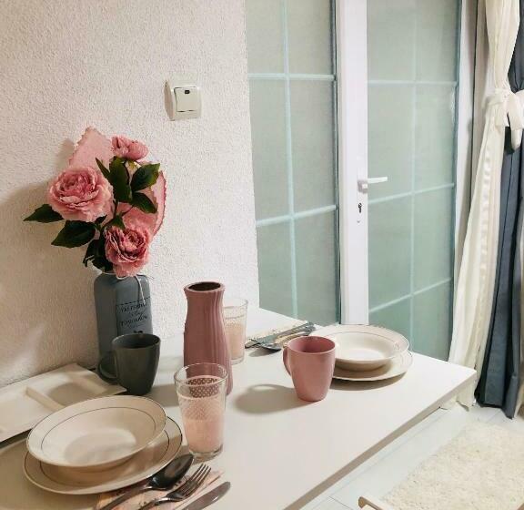 اتاق استاندارد, Apartman Indira