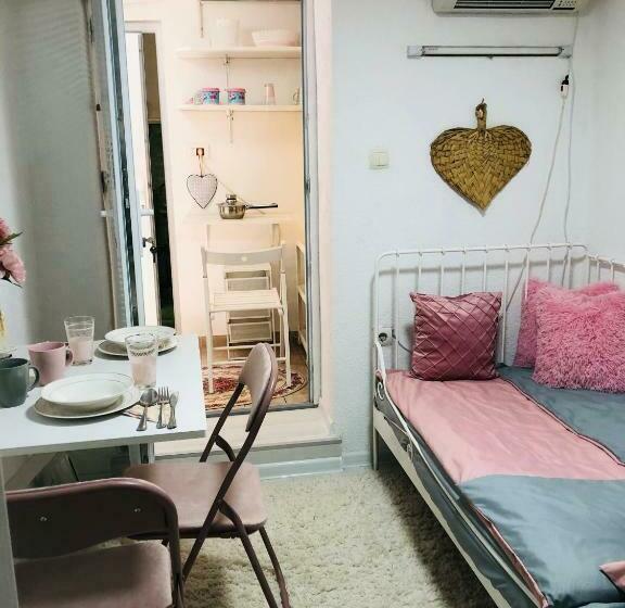 اتاق استاندارد, Apartman Indira