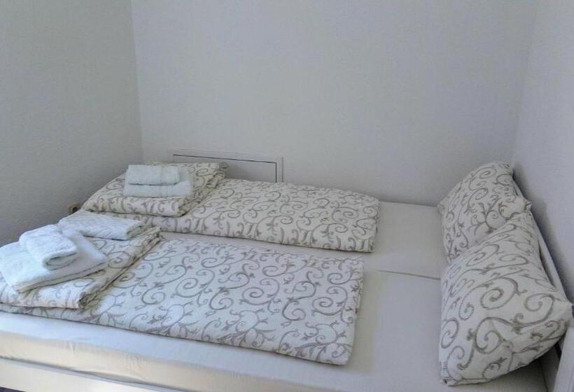 آپارتمان 1 خوابه, Apartments&rooms Mido
