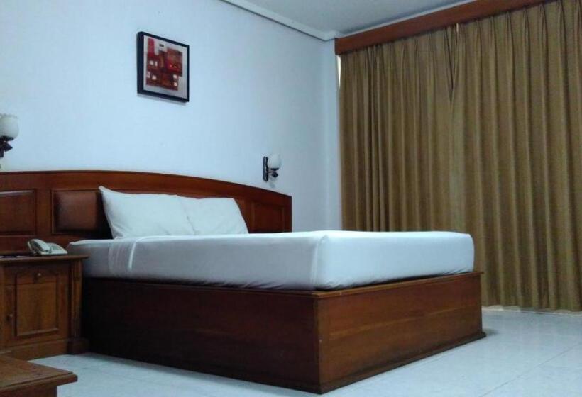 Delüks Oda, Athaya Hotel Kendari