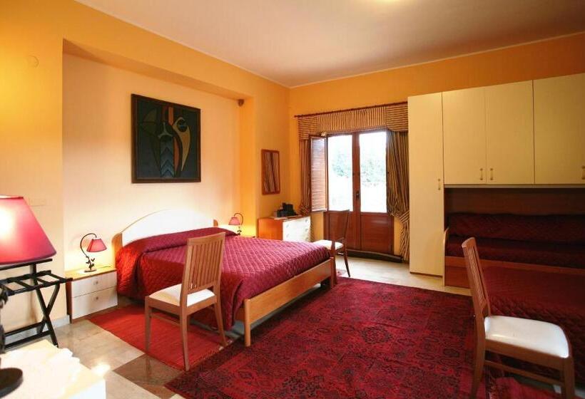 اتاق استاندارد سه نفره, B&b Villa Casablanca