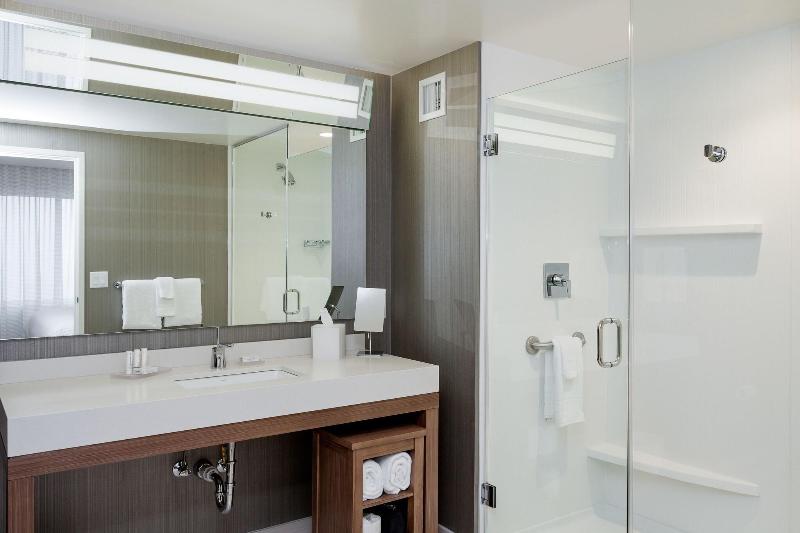اتاق استاندارد با تخت بزرگ, Courtyard By Marriott Walla Walla