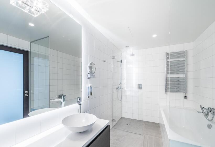 سوییت, Fosshotel Reykjavík