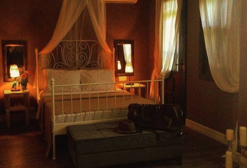 اتاق استاندارد سه نفره, Han Boutique
