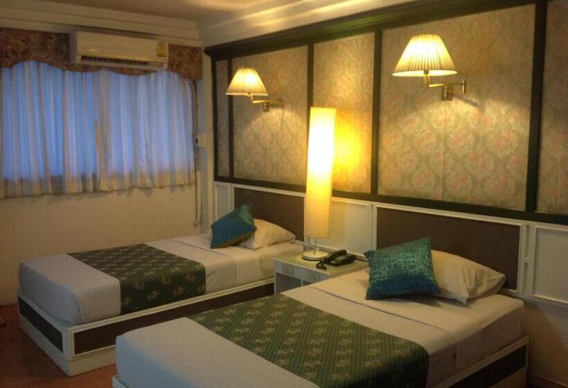 Deluxe Kamer, Highway