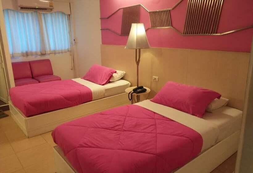 Deluxe Kamer, Highway