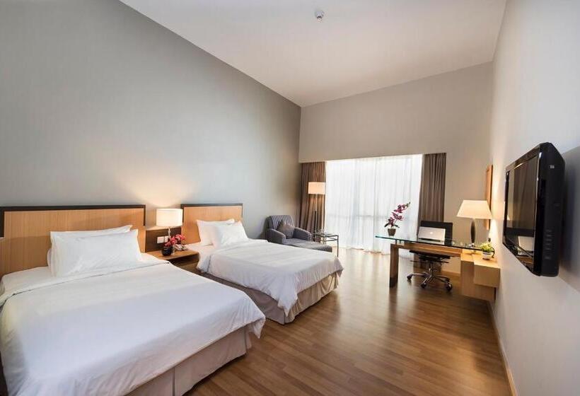 اتاق لوکس, Kingwood Hotel Sibu