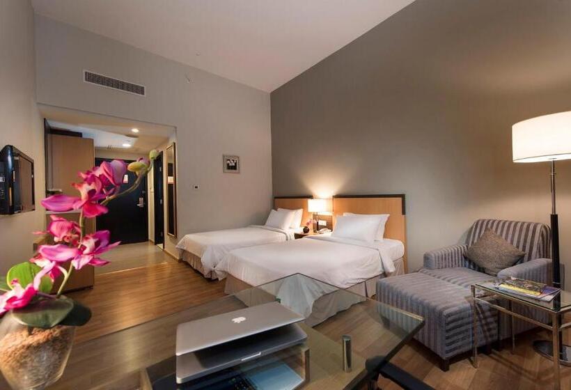 اتاق لوکس, Kingwood Hotel Sibu