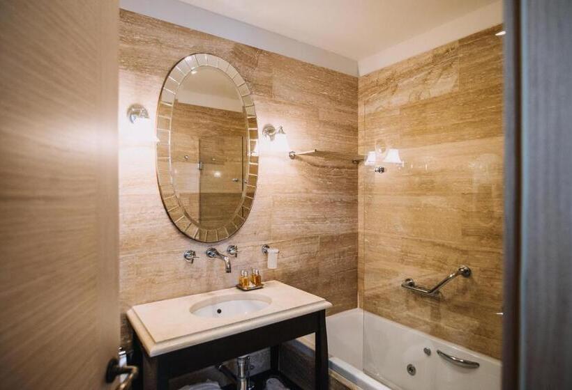 اتاق لوکس با چشم‌انداز شهر, Villa Allure Of Dubrovnik