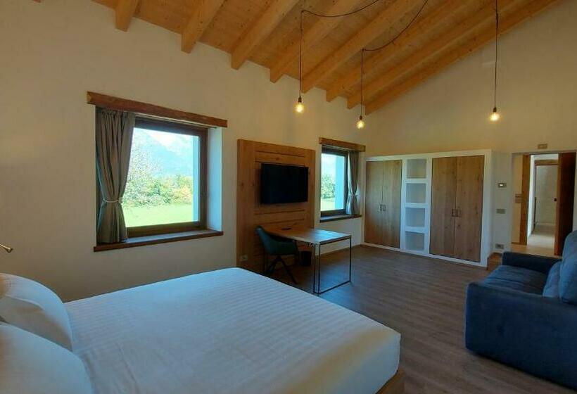 سوییت جونیور, Corte Varola B&b Zia Marisa
