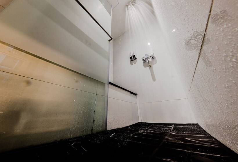 اتاق استاندارد, D Nova Hotel Bugis