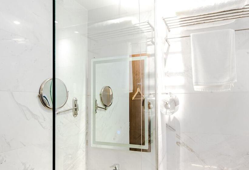 اتاق استاندارد یک نفره, D Nova Hotel Bugis