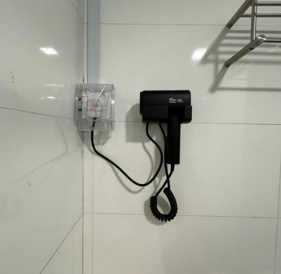 تختخواب در اتاق مشترک, D Nova Hotel Bugis