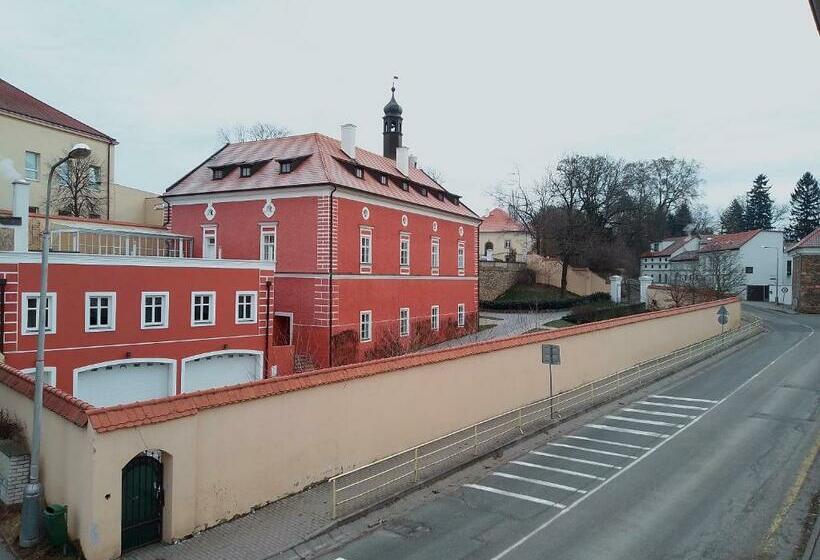 سوییت خانوادگی, Antonio Residence