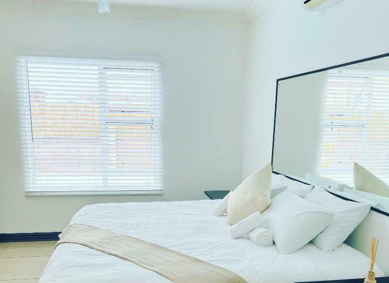 اتاق استاندارد, Cozy Corner Guesthouse