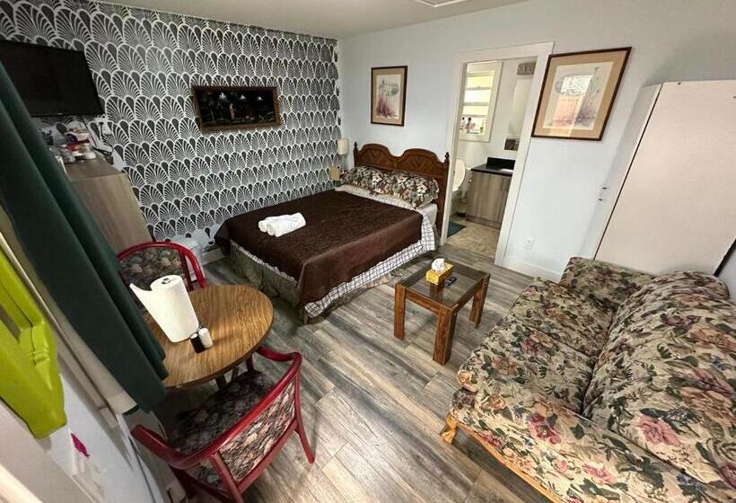 سوئیت با بالکن, Guest Suite   Private Retreat   J 1