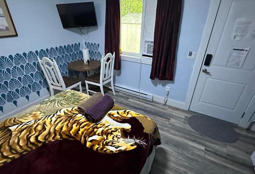 سوئیت با بالکن, Guest Suite   Private Retreat   J 1