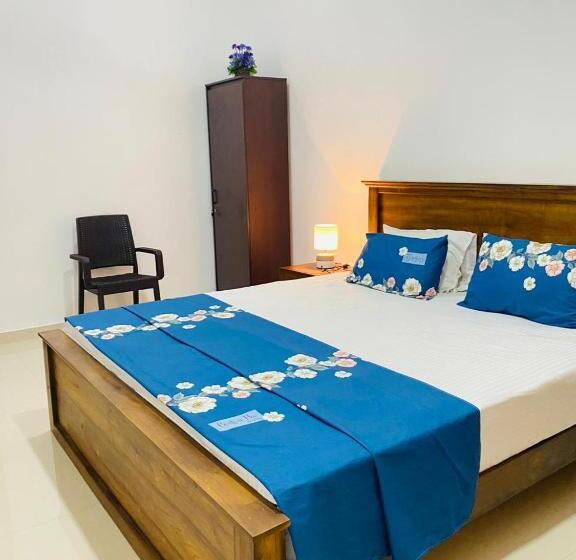 اتاق استاندارد, White Villa