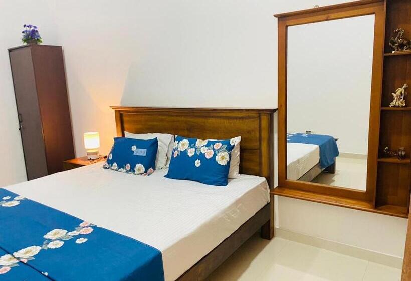 اتاق استاندارد, White Villa